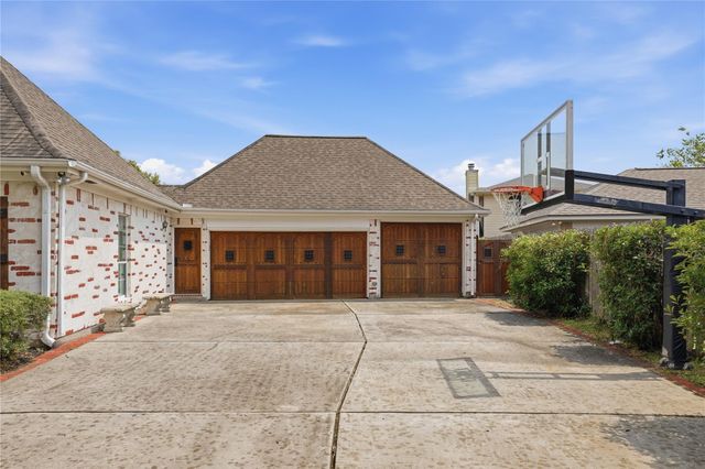 263 Wood Loop Street, Houston, TX 77015