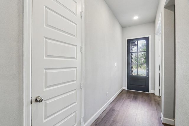 131 Ironbark BND, Bastrop, TX 78602