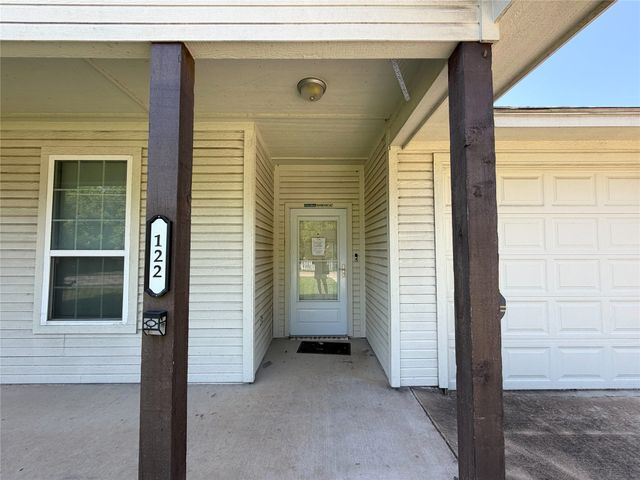 122 Katy Street, Cleburne, TX 76031