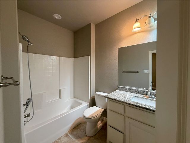 122 Katy Street, Cleburne, TX 76031