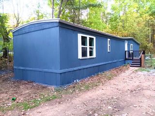 2440 N Mundy Avenue, White Cloud, MI 49349