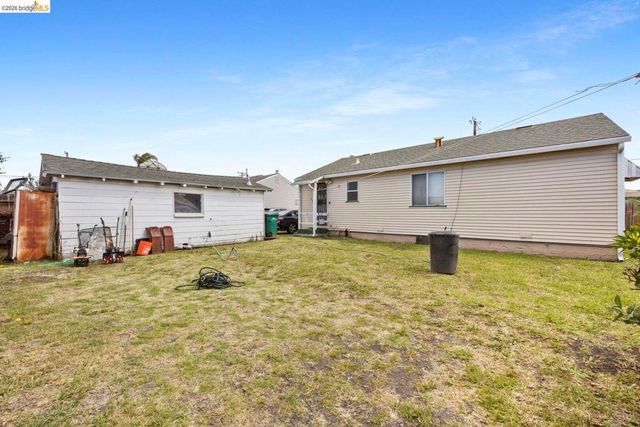 9527 Coral RD, Oakland, CA 94603