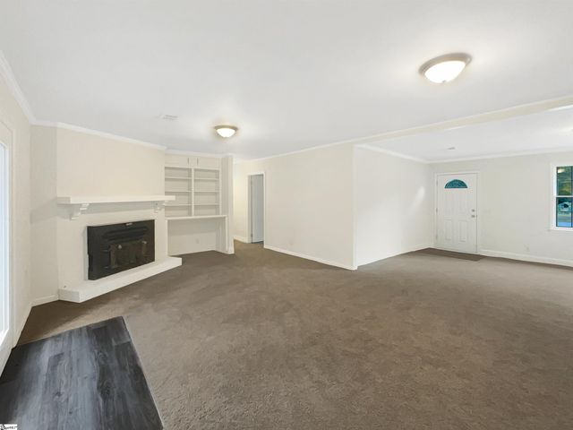 10 Ashwood Avenue, Greenville, SC 29607