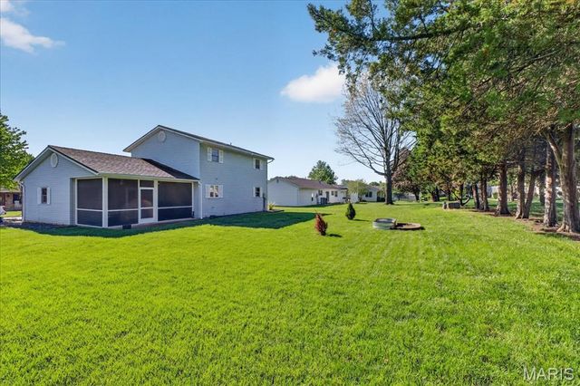 125 Roosevelt Drive, Waterloo, IL 62298