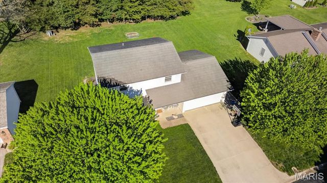 125 Roosevelt Drive, Waterloo, IL 62298