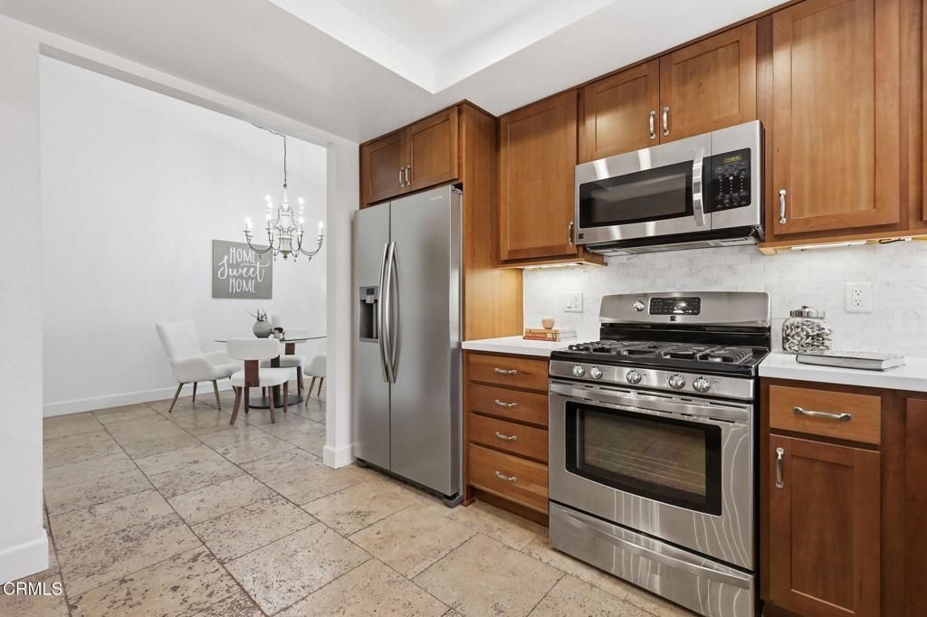 Image 11 of property listing at 848 Woodland Avenue 5, Ojai, CA 93023
