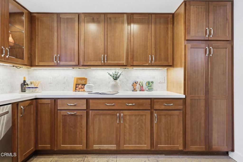 Image 2 of property listing at 848 Woodland Avenue 5, Ojai, CA 93023
