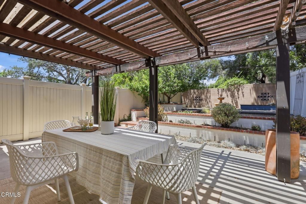 Image 4 of property listing at 848 Woodland Avenue 5, Ojai, CA 93023
