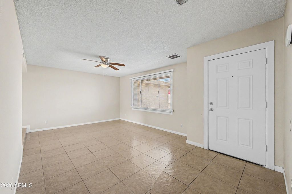 5220 N 68TH Avenue, Glendale, AZ 85303 — photo 5
