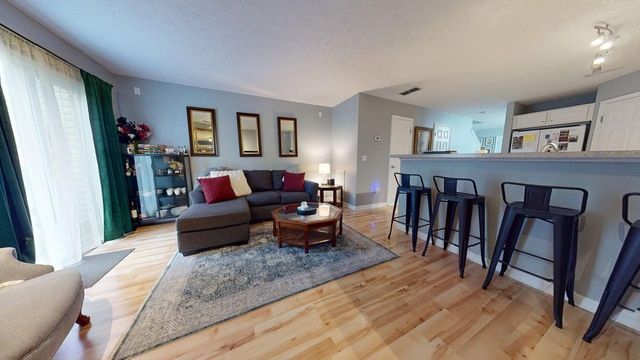 3105 Harpeth Springs Dr, Nashville, TN 37221