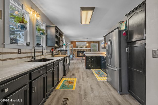 532 Medcalf Drive SW, Sunset Beach, NC 28468