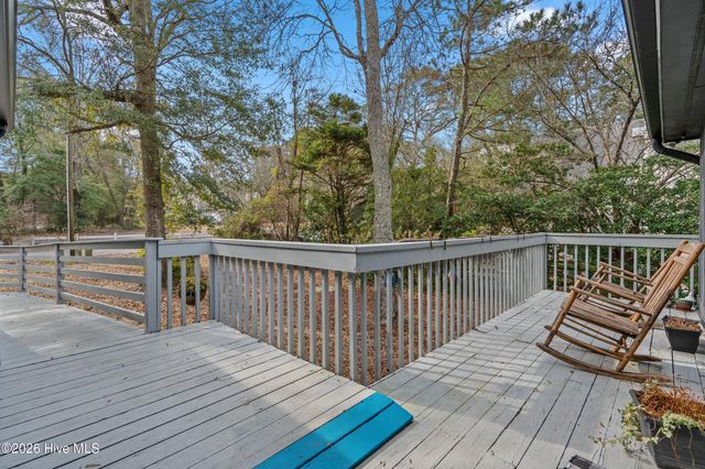 532 Medcalf Drive SW, Sunset Beach, NC 28468
