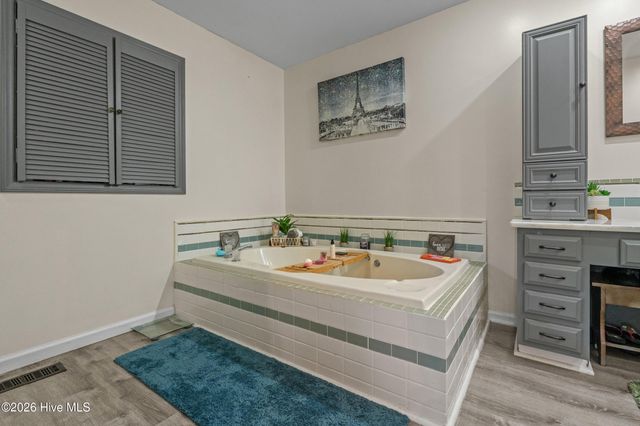 532 Medcalf Drive SW, Sunset Beach, NC 28468