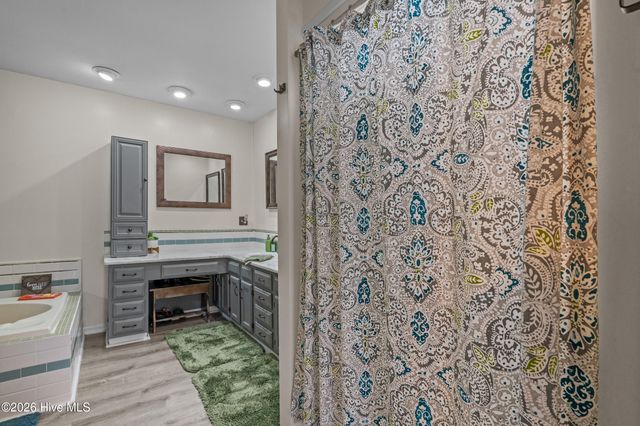 532 Medcalf Drive SW, Sunset Beach, NC 28468