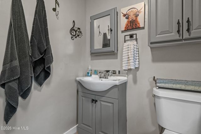 532 Medcalf Drive SW, Sunset Beach, NC 28468