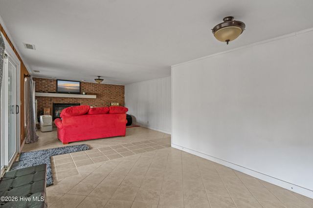 532 Medcalf Drive SW, Sunset Beach, NC 28468