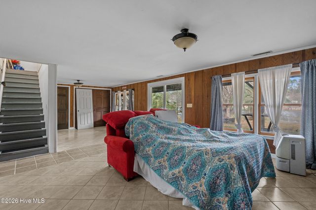 532 Medcalf Drive SW, Sunset Beach, NC 28468