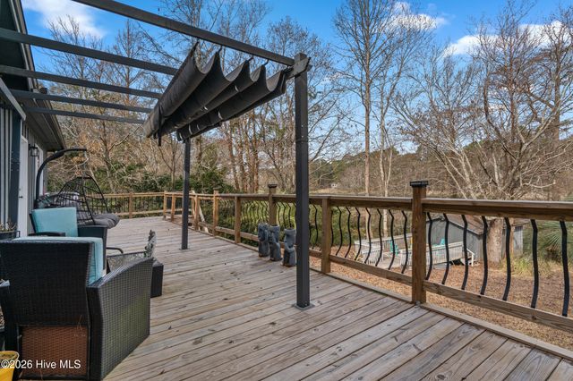 532 Medcalf Drive SW, Sunset Beach, NC 28468