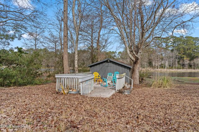 532 Medcalf Drive SW, Sunset Beach, NC 28468