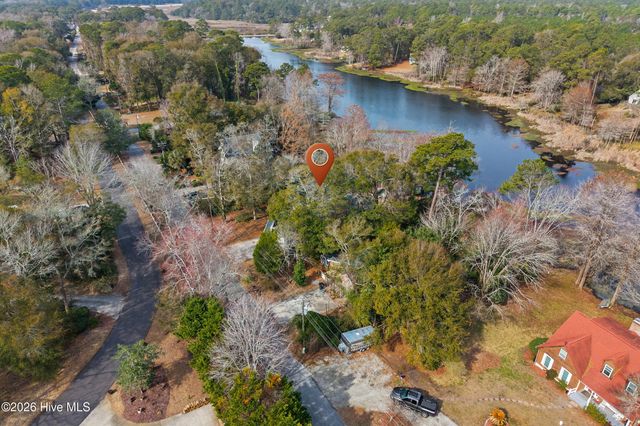 532 Medcalf Drive SW, Sunset Beach, NC 28468
