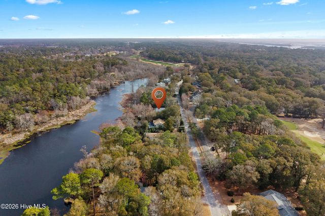 532 Medcalf Drive SW, Sunset Beach, NC 28468