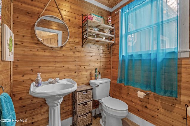 532 Medcalf Drive SW, Sunset Beach, NC 28468