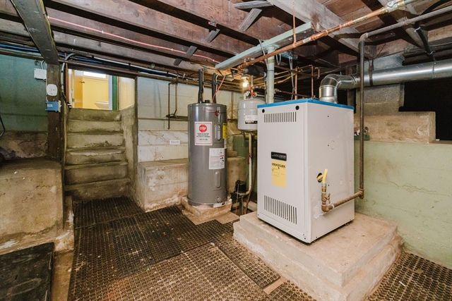 503 Bark St, Swansea, MA 02777