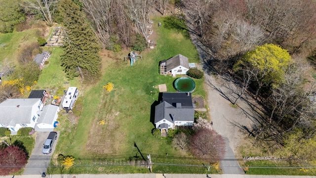 503 Bark St, Swansea, MA 02777