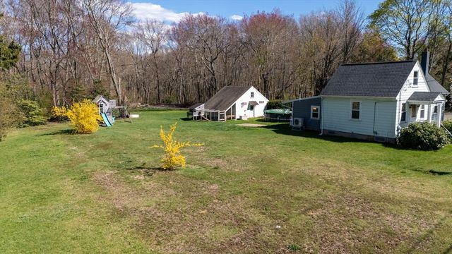 503 Bark St, Swansea, MA 02777