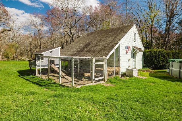 503 Bark St, Swansea, MA 02777