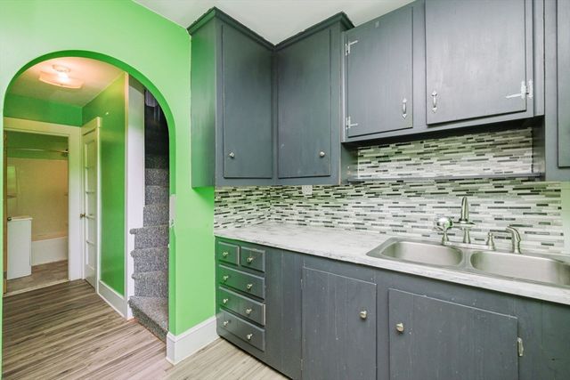 503 Bark St, Swansea, MA 02777