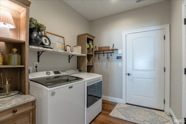 3514 Sand Drive, Newburgh, IN 47630