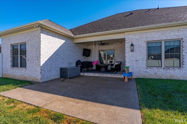 3514 Sand Drive, Newburgh, IN 47630