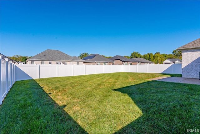 3514 Sand Drive, Newburgh, IN 47630