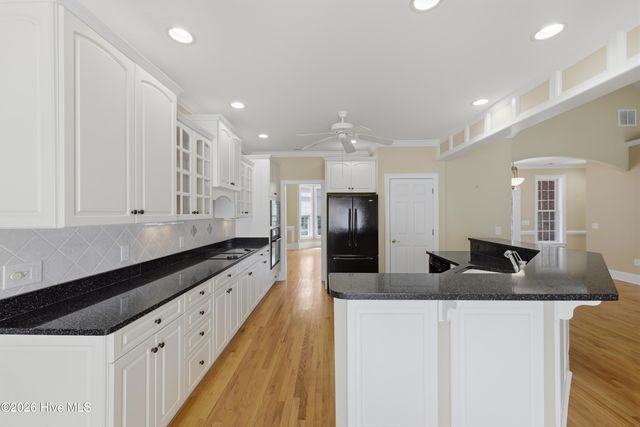 3890 Members Club Boulevard, Southport, NC 28461