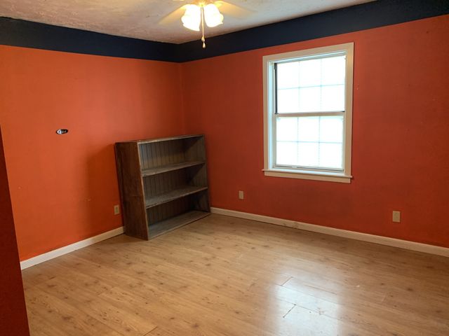 502 Twomey Rd, Centerville, TN 37033