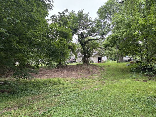 502 Twomey Rd, Centerville, TN 37033