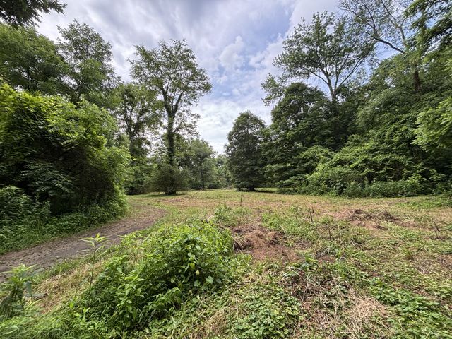 502 Twomey Rd, Centerville, TN 37033