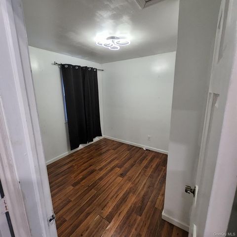 8 Orchard Lake Drive, Monroe, NY 10950