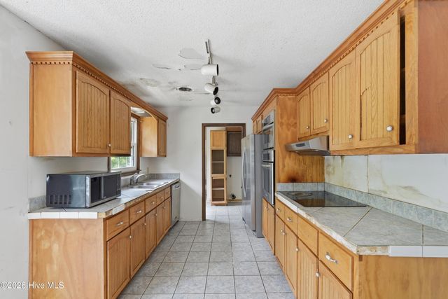 2320 Robert Hoke Road, Wilmington, NC 28412