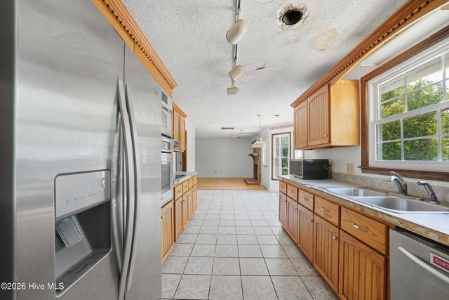2320 Robert Hoke Road, Wilmington, NC 28412