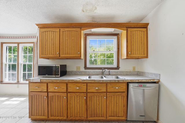 2320 Robert Hoke Road, Wilmington, NC 28412