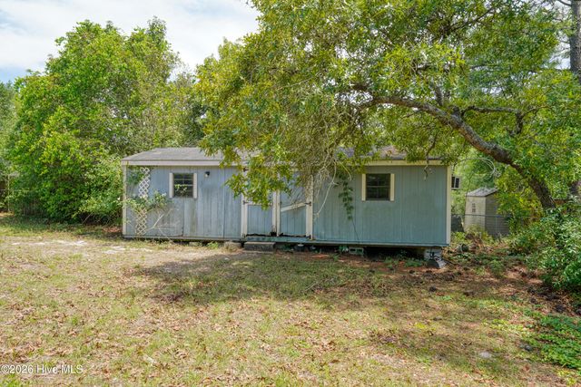 2320 Robert Hoke Road, Wilmington, NC 28412