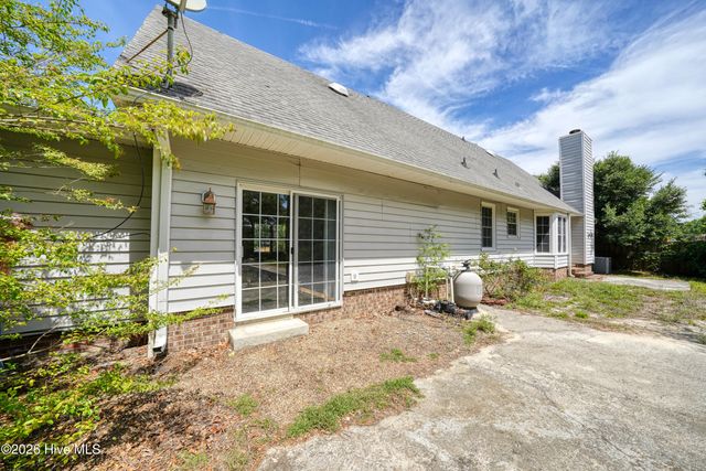2320 Robert Hoke Road, Wilmington, NC 28412