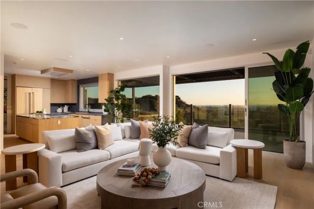 1789 Nantucket Place, Costa Mesa, CA 92627