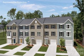 7349 Marino Court, Charlotte, NC 28212