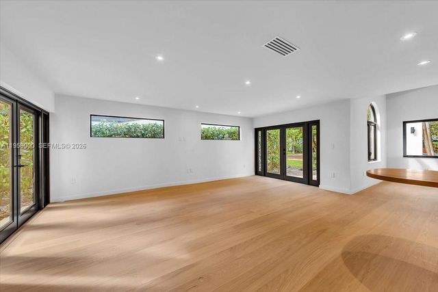 806 Medina Ave, Coral Gables, FL 33134