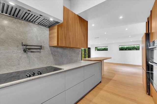 806 Medina Ave, Coral Gables, FL 33134