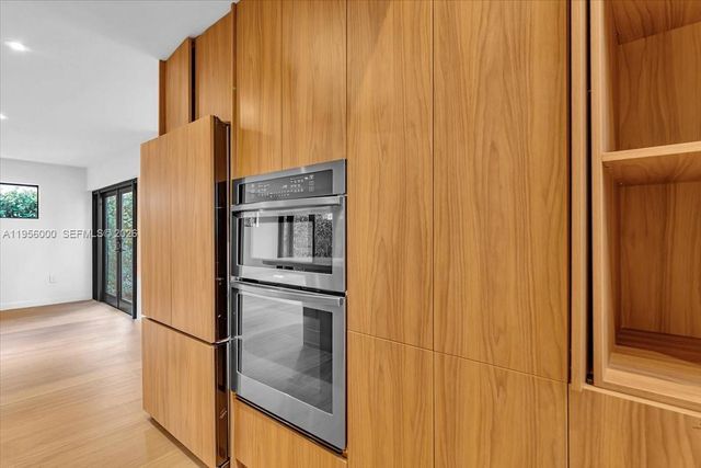 806 Medina Ave, Coral Gables, FL 33134