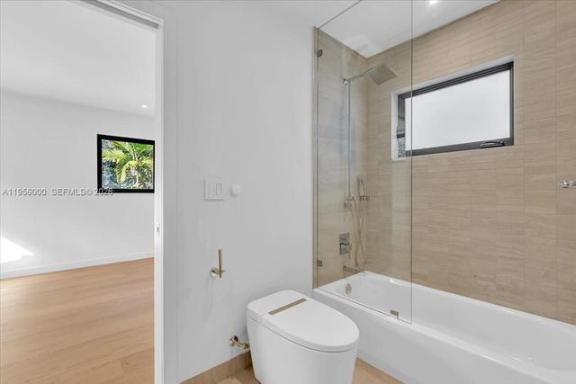 806 Medina Ave, Coral Gables, FL 33134